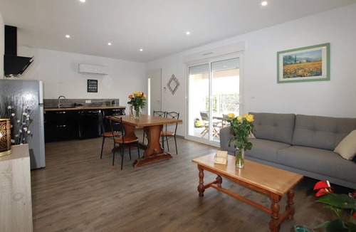 Lussas House | Cozy home in Lussas with WiFi