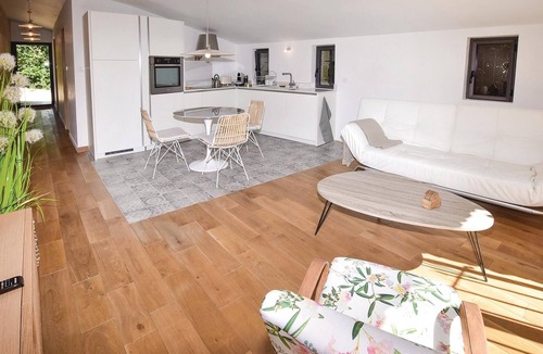 Malaucene House | Cozy home in Malaucene with private swimming pool, can be inside or outside