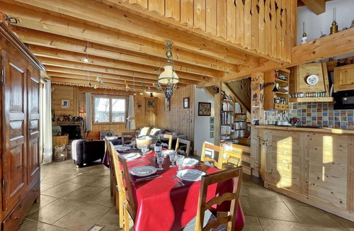 Manigod House | Cozy home in Manigod with WiFi