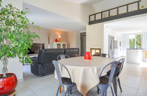Marguerittes House | Cozy home in Marguerittes