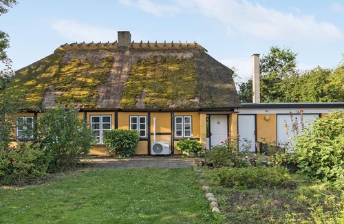 Maribo House | Cozy home in Maribo with WiFi