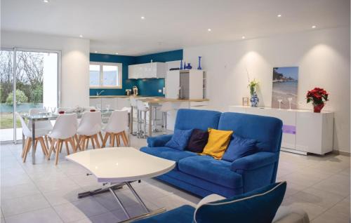 Matignon House | Cozy Home In Matignon With Wifi