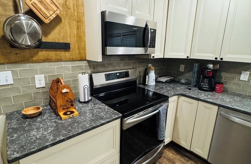 Harrington House | Cozy home in Milford/Harrington nfor relaxing stays!