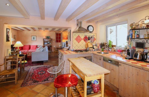 Montseveroux House | Cozy home in Monseveroux