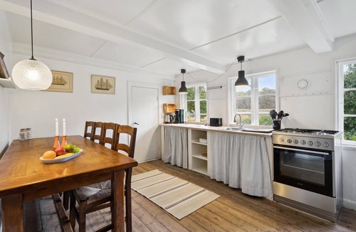 Naestved House | Cozy home in Næstved with kitchen