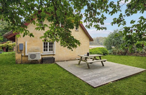 Naestved House | Cozy home in Næstved with kitchen