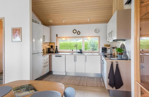 Knubbeløkke House | Cozy home in Nakskov with kitchen