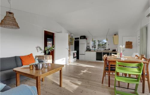 Balka House | Cozy Home In Nexø With House Sea View