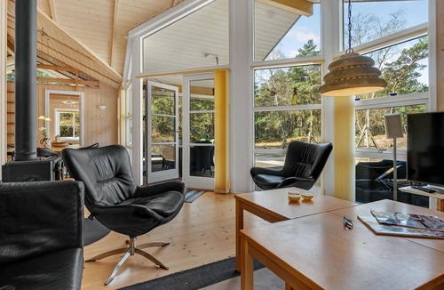 Spidsegard House | Cozy home in Nexø with sauna