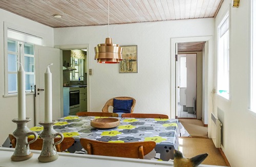 Balka Strand House | Cozy home in Nexø with WiFi