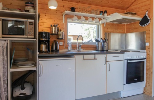 Balka Strand House | Cozy home in Nexø with WiFi