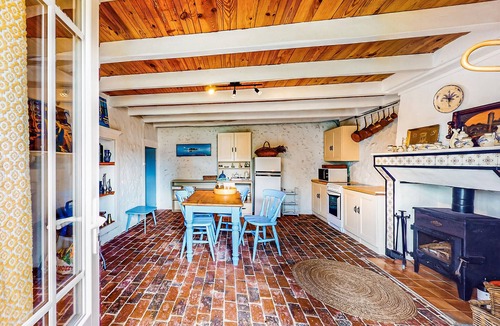 Nieuil House | Cozy home in Nieuil with WiFi