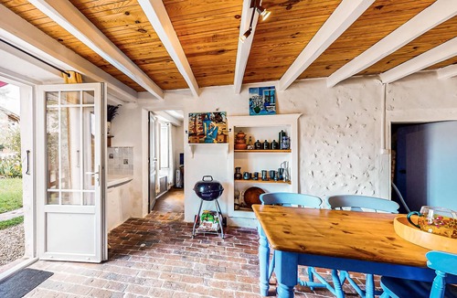 Nieuil House | Cozy home in Nieuil with WiFi