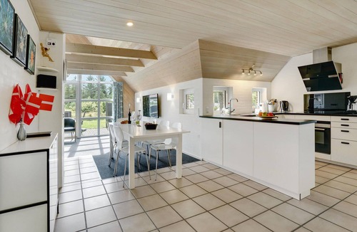 Houstrup House | Cozy home in Nørre Nebel with sauna