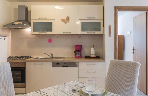 Buzinija House | Cozy home in Novigrad
