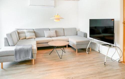 Morsø Municipality House | Cozy Home In Nykøbing M With Wifi