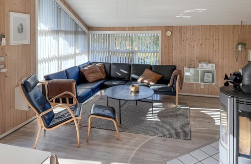 Jegum House | Cozy home in Oksbøl with sauna