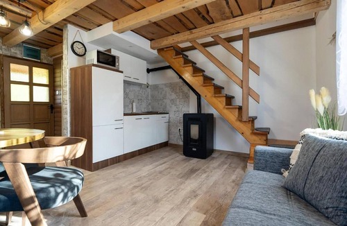 Otocac House | Cozy home in Otocac with house a panoramic view