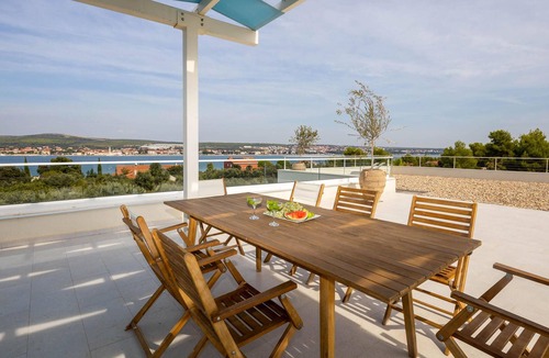 Susica House | Cozy home in Otok Babac with private swimming pool, can be inside or outside