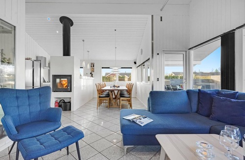 Hasmark Strand House | Cozy home in Otterup with sauna