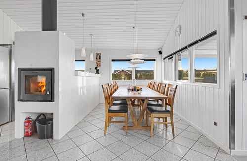 Hasmark Strand House | Cozy home in Otterup with sauna