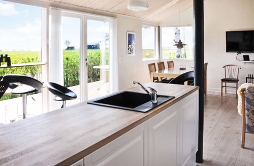 Otterup House | Cozy home in Otterup with kitchen