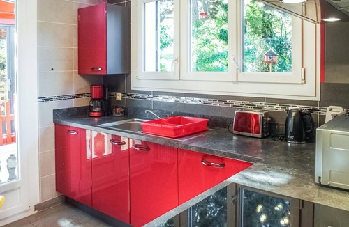 Pierre-Chatel House | Cozy home in Pierre-Châtel with WiFi