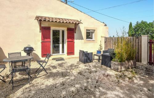 Piolenc House | Cozy Home In Piolenc With Outdoor Swimming Pool