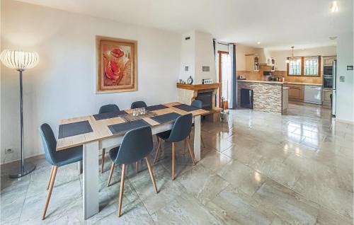 Pouzols-Minervois House | Cozy Home In Pouzols-Minervois