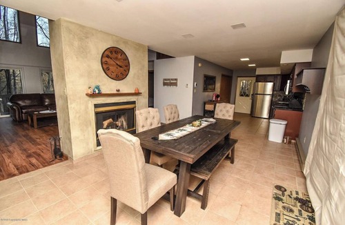 Bushkill House | Cozy home in Poconos: Fireplace, Views.