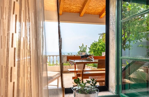 Podobuce House | Cozy home in Podobuce with house sea view