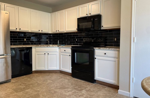 Ponder House | Cozy home in Ponder. Great for families or couples