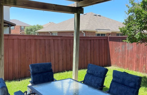Ponder House | Cozy home in Ponder. Great for families or couples