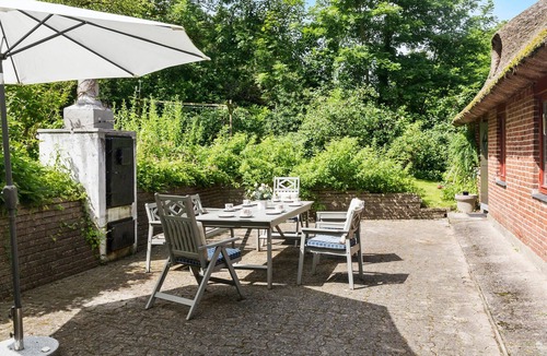 Praesto House | Cozy home in Præstø with kitchen