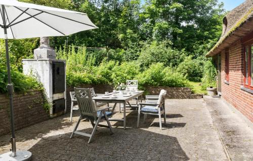 Praesto House | Cozy Home In Præstø With Kitchen