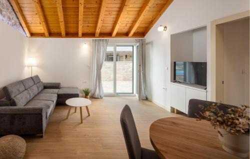 Primosten Burnji House | Cozy Home In Primosten