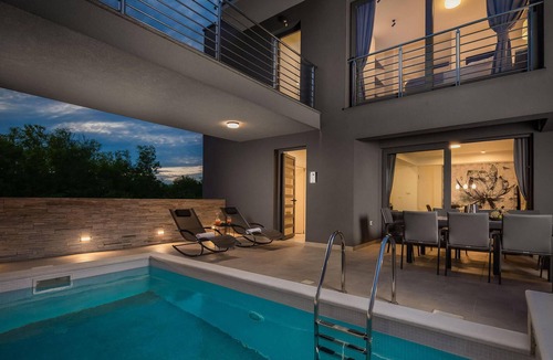 Privlaka House | Cozy home in Privlaka with sauna