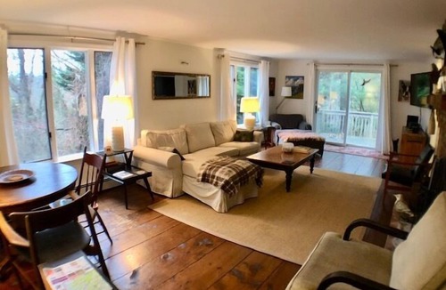 Orleans House | Cozy Home in Quiet & Convenient Area (1140)