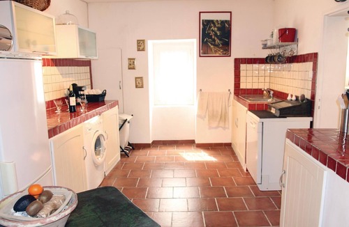 Reillanne House | Cozy home in Reillanne with WiFi