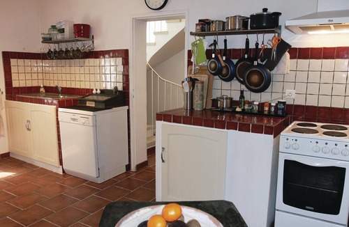 Reillanne House | Cozy home in Reillanne with WiFi