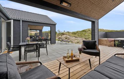 Houvig Strand House | Cozy Home In Ringkøbing With Sauna