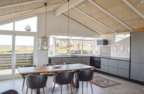 Houvig Strand House | Cozy home in Ringkøbing with sauna