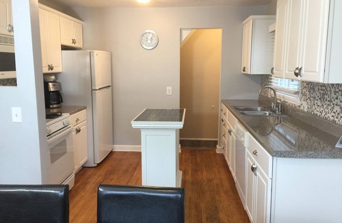 East Irondequoit House | Cozy Home in Rochester, NY Suburb