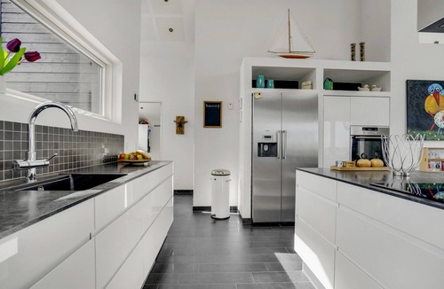 Sæby House | Cozy home in Sæby with house sea view