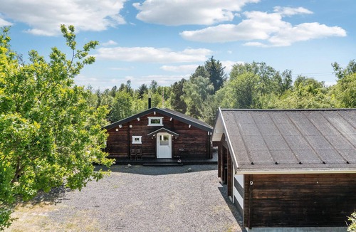 Nordost House | Cozy home in Sæby with kitchen