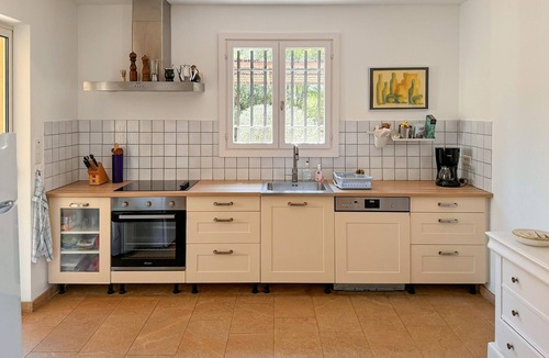 Salernes House | Cozy home in Salernes with WiFi