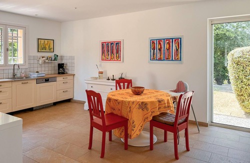 Salernes House | Cozy home in Salernes with WiFi