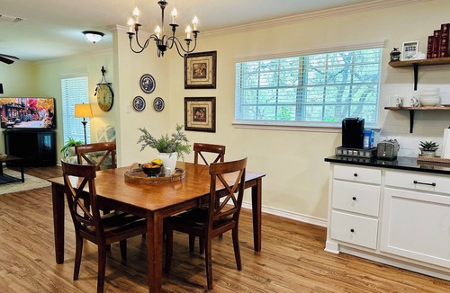 Schertz House | Cozy home in Schertz