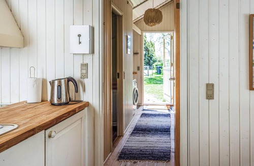 Boeslunde House | Cozy home in Skælskør with kitchen
