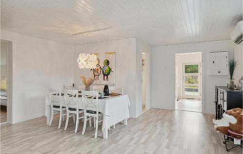 Hulsig House | Cozy Home In Skagen With Kitchen
